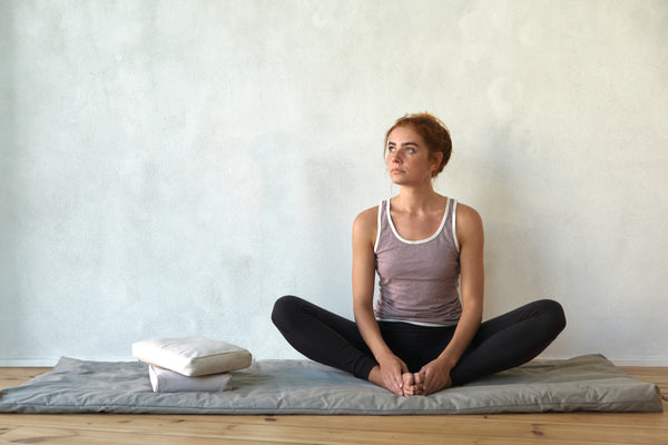 Yoga og meditationspude - Støvet Lavendel